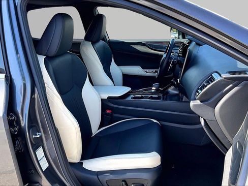 Used 2022 Lexus NX 350 AWD image 8