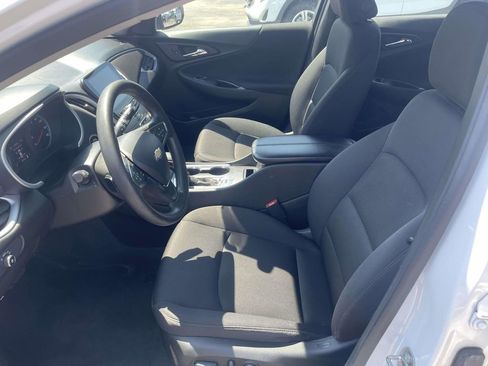Used 2023 Chevrolet Malibu LT image 12