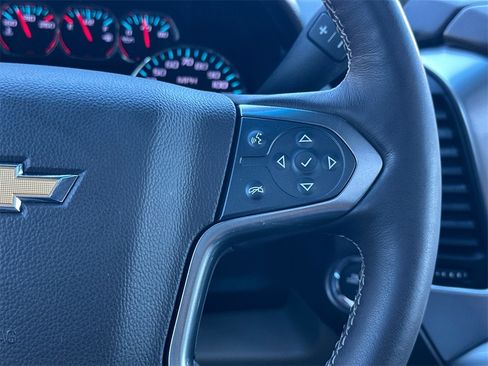Used 2020 Chevrolet Suburban Premier image 27