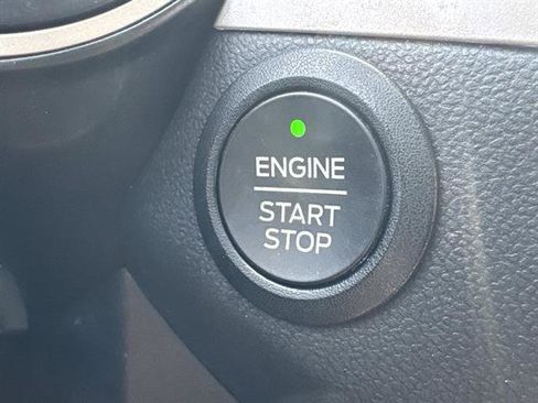 Used 2022 Ford Escape SE w/ Cold Weather Package AWD/4WD image 15