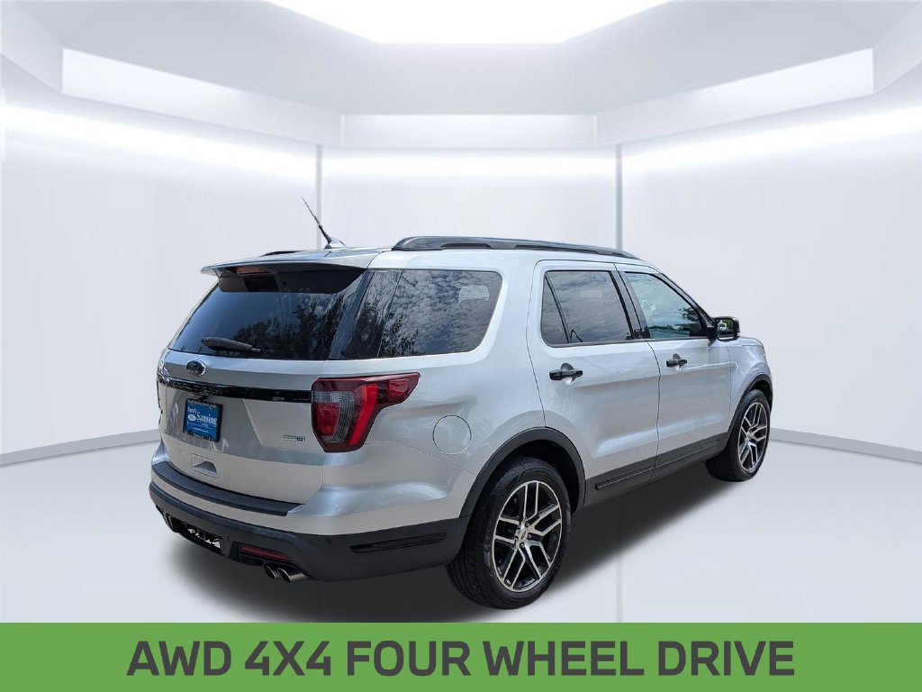 Used 2019 Ford Explorer Sport AWD/4WD image 6