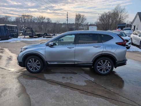 Used 2022 Honda CR-V Touring image 8
