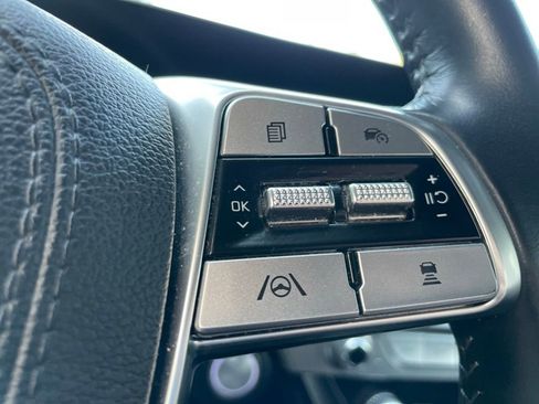 Used 2025 Kia Telluride S FWD image 12