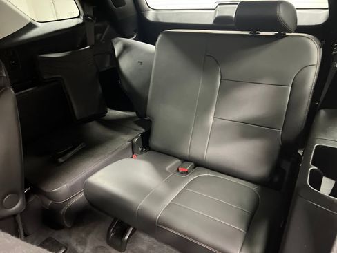 Certified 2020 Chevrolet Traverse Premier w/ Redline Edition image 15