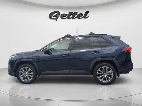 Used 2025 Toyota RAV4 XLE Premium AWD/4WD image 7
