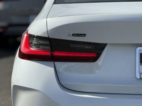 New 2026 BMW 330i xDrive Sedan w/ Premium Package image 15