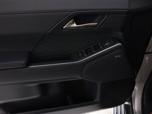 Used 2025 Lexus GX 550 image 21