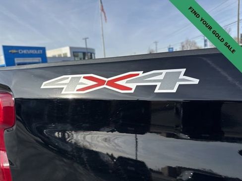 Used 2025 Chevrolet Silverado 1500 LT image 10