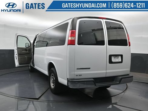 Used 2019 Chevrolet Express 3500 LT w/ LT Preferred Equipment Group RWD image 44