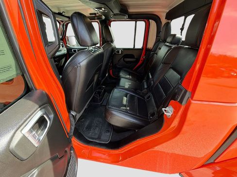 Used 2023 Jeep Gladiator Willys image 26