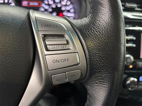 Used 2014 Nissan Altima 2.5 SV image 24