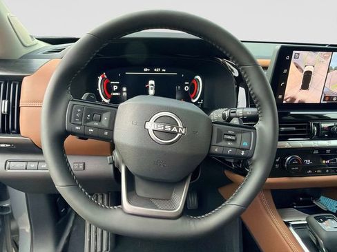 New 2026 Nissan Pathfinder Platinum AWD/4WD image 30