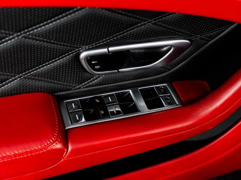 Used 2014 Bentley Continental GT image 46