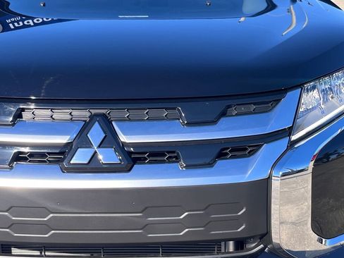 New 2026 Mitsubishi Outlander Sport SE AWD/4WD image 9