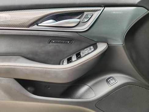 Used 2025 Cadillac CT5 Sport RWD image 17