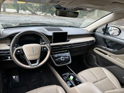 Certified 2022 Lincoln Corsair Grand Touring image 28