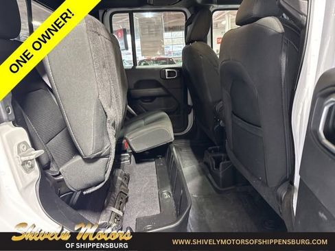 Certified 2021 Jeep Gladiator Overland AWD/4WD image 35