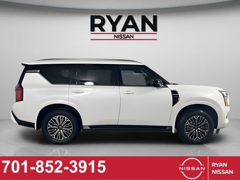 Certified 2026 Nissan Armada SL w/ Captain's Chari Seat Package AWD/4WD image 3