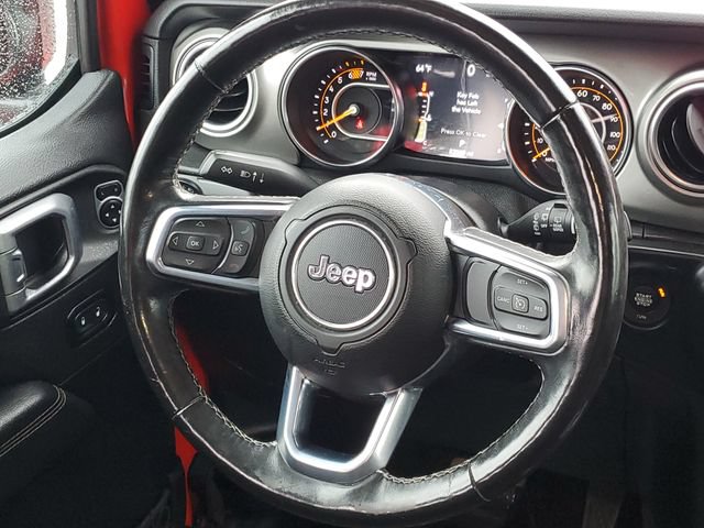 Used 2020 Jeep Wrangler Unlimited Sahara w/ LED Lighting Group AWD/4WD image 26