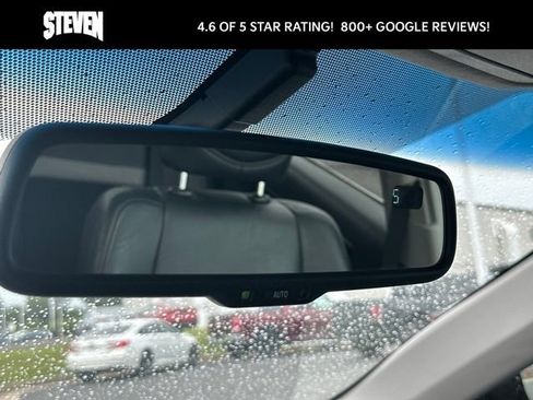 Used 2012 Toyota Camry SE w/ Leather Pkg FWD image 23