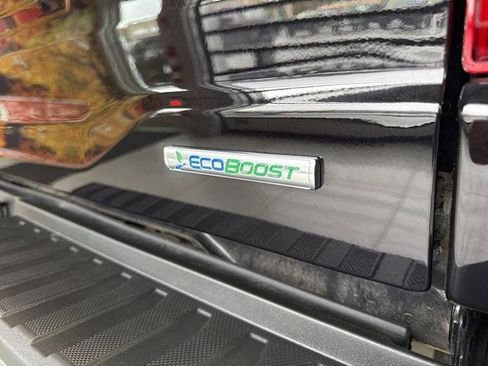 Used 2023 Ford F150 Lariat w/ Trailer Tow Package image 22