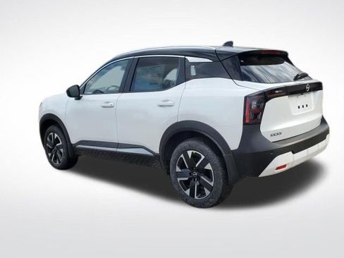 New 2026 Nissan Kicks SV image 3
