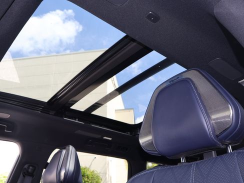 Certified 2026 INFINITI QX80 4WD image 5