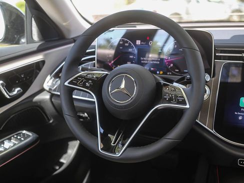 New 2026 Mercedes-Benz E 350 4MATIC Sedan image 13
