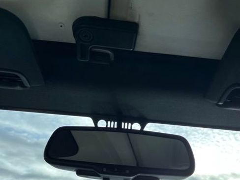 Used 2018 Jeep Wrangler Unlimited Sport S image 36