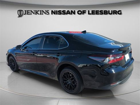 Used 2023 Toyota Camry LE image 11