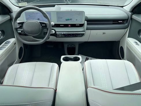 Certified 2024 Hyundai Ioniq 5 Limited RWD image 10
