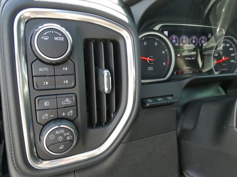 Certified 2020 Chevrolet Silverado 3500 LTZ w/ LTZ Premium Package AWD/4WD image 26