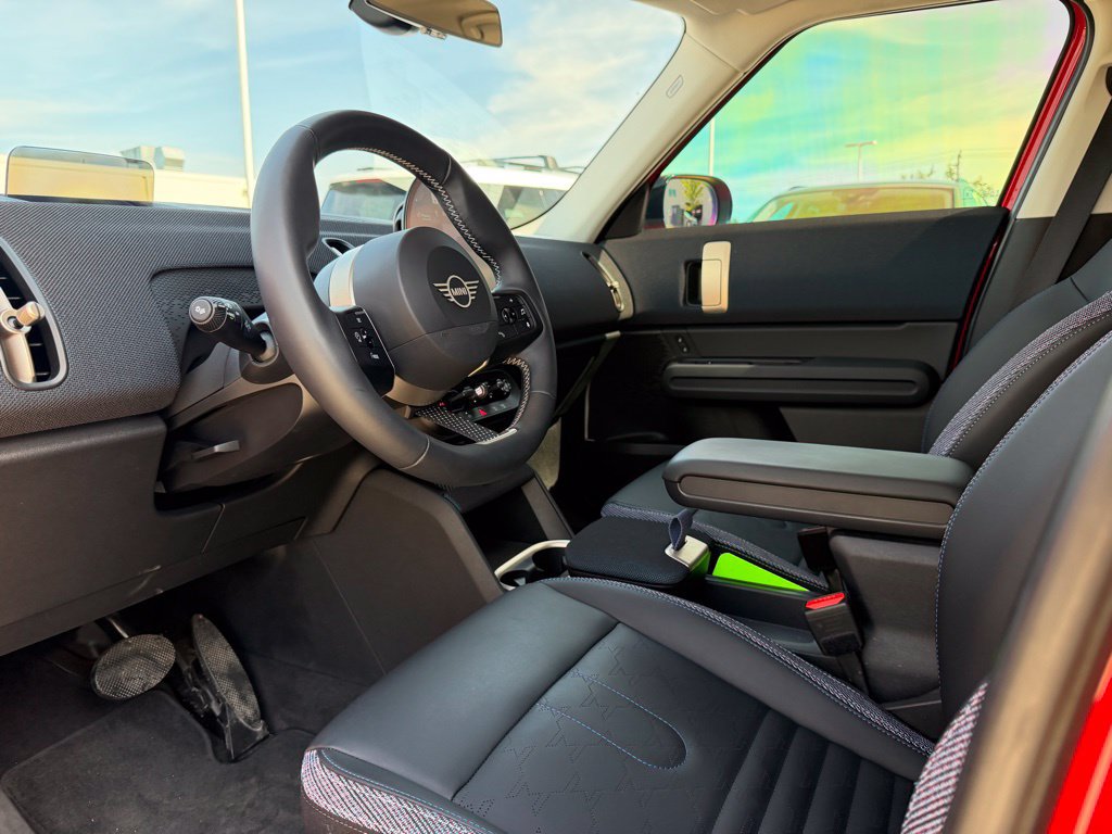 Used 2025 MINI Cooper Countryman S AWD/4WD image 4