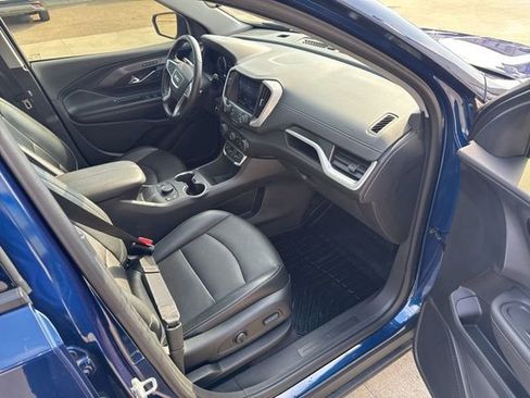 Used 2022 GMC Terrain SLT image 20