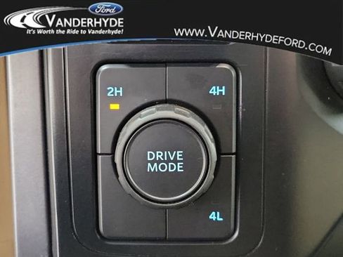 Used 2023 Ford F150 XLT image 31