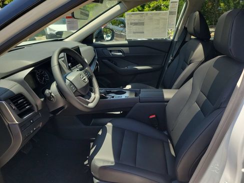New 2026 Nissan Rogue Dark Armor FWD image 18