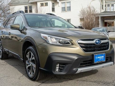 Used 2022 Subaru Outback Limited AWD/4WD image 4