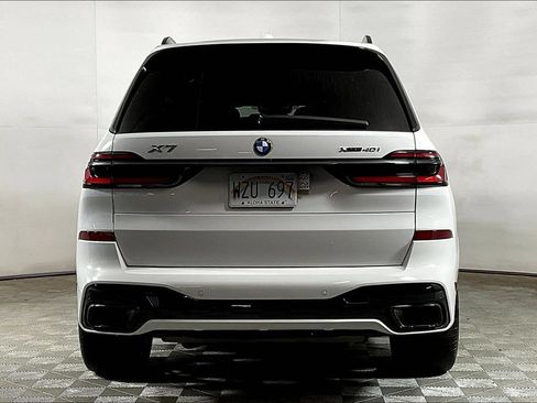 Used 2025 BMW X7 xDrive40i w/ Executive Package AWD/4WD image 3