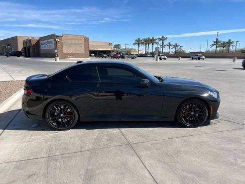 Used 2023 BMW 230i Coupe w/ M Sport Package image 3