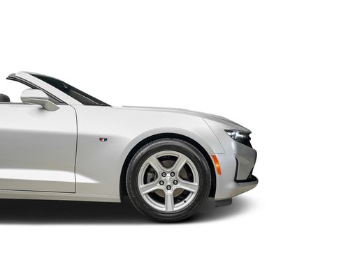 Used 2019 Chevrolet Camaro LT RWD image 27
