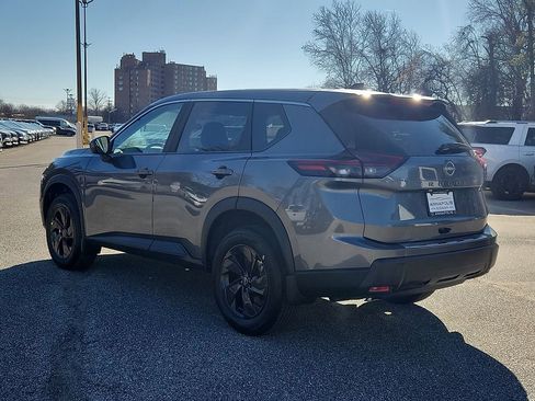 New 2026 Nissan Rogue SV AWD/4WD image 3