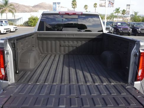 Used 2023 GMC Sierra 1500 AT4 w/ Technology Package AWD/4WD image 39