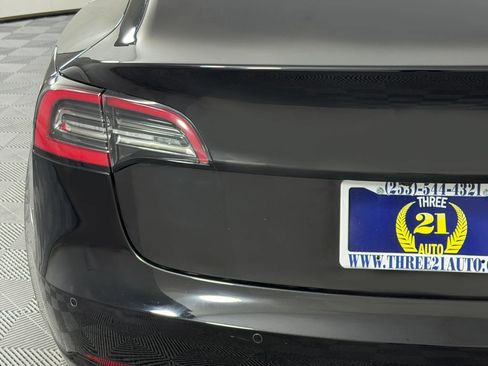 Used 2018 Tesla Model 3 Long Range RWD image 18