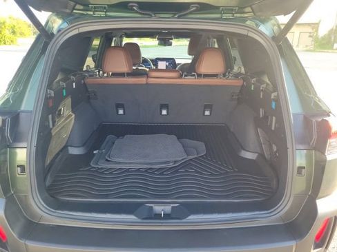 Used 2026 Subaru Outback Touring AWD/4WD image 7