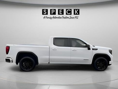 Used 2023 GMC Sierra 1500 Elevation w/ X31 Off-Road Package AWD/4WD image 9
