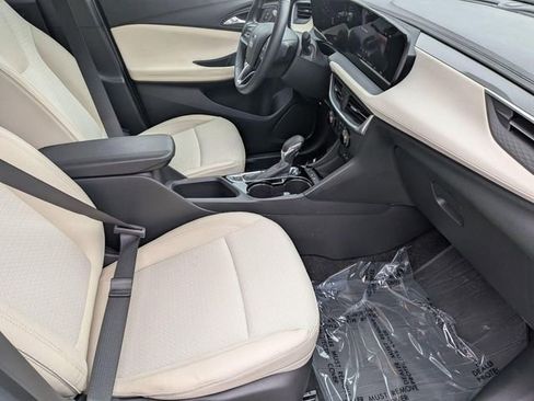 Used 2024 Buick Encore GX Preferred FWD image 30