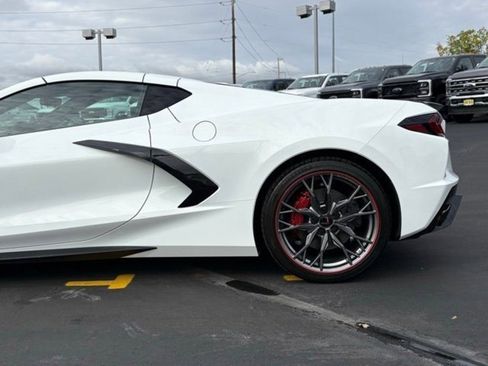 Used 2023 Chevrolet Corvette Stingray Premium Cpe image 11