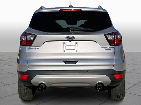 Used 2017 Ford Escape Titanium image 6
