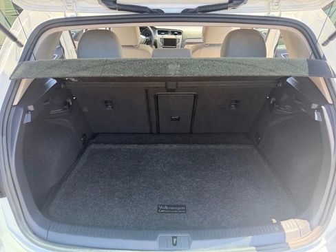 Used 2016 Volkswagen Golf S FWD image 17
