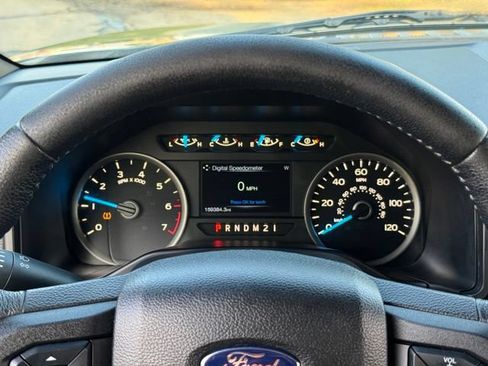 Used 2015 Ford F150 XLT w/ Equipment Group 301A Mid AWD/4WD image 28